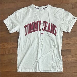 Tommy Hilfiger White T-Shirt
